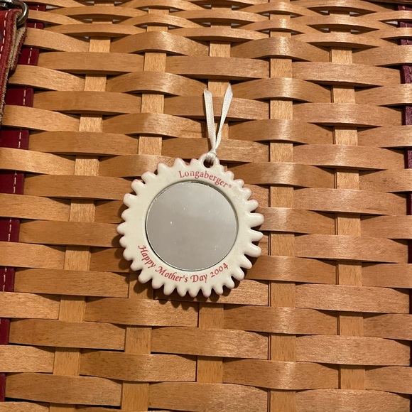 Longaberger 2004 Mother’s Day Weekend Tote - Picture 11 of 11